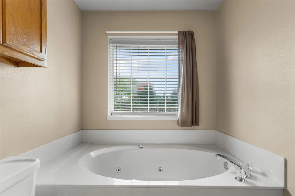1717 W Jefferson Street Broken Arrow, OK 74011