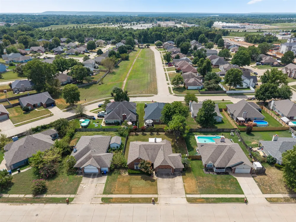 1717 W Jefferson Street Broken Arrow, OK 74011
