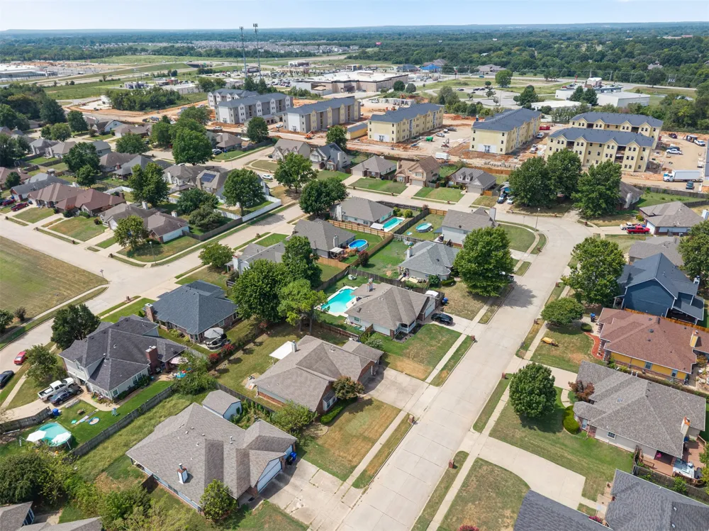 1717 W Jefferson Street Broken Arrow, OK 74011