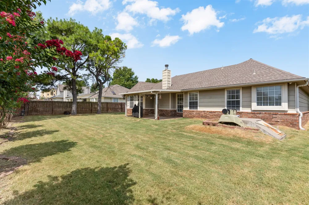 1717 W Jefferson Street Broken Arrow, OK 74011
