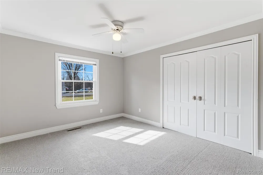 1043 Westview Road Bloomfield Hills City, MI 48304