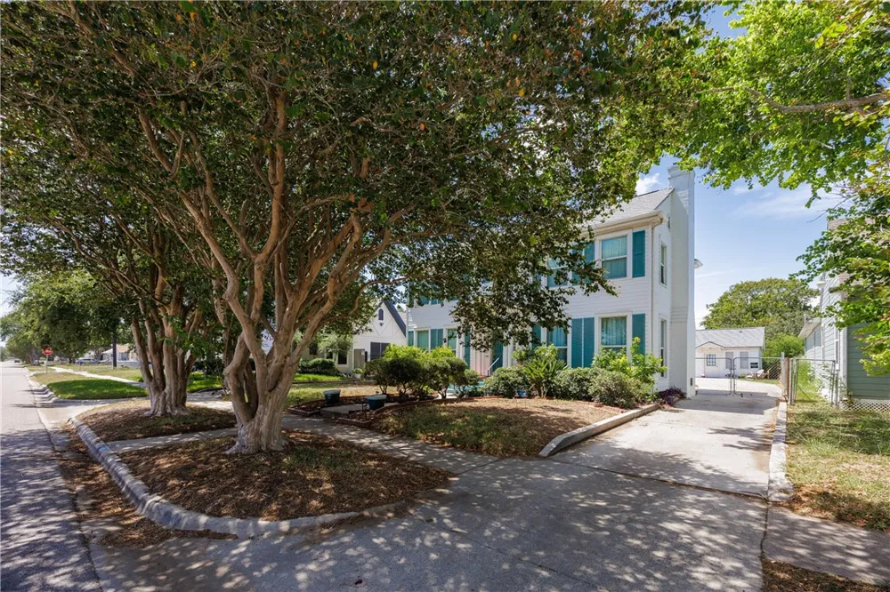 330 Cole Street Corpus Christi, TX 78404