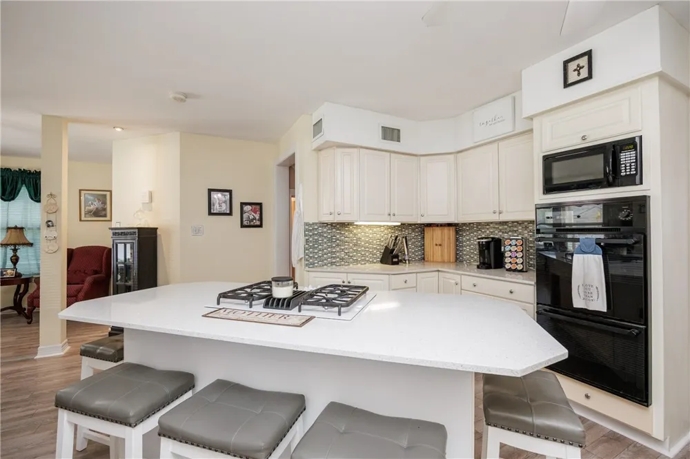 330 Cole Street Corpus Christi, TX 78404