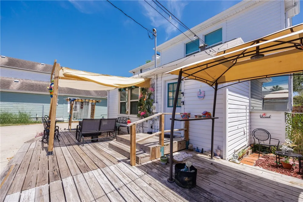 330 Cole Street Corpus Christi, TX 78404