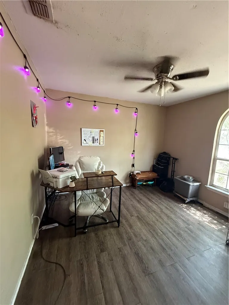 9034 McNorton Road Corpus Christi, TX 78409