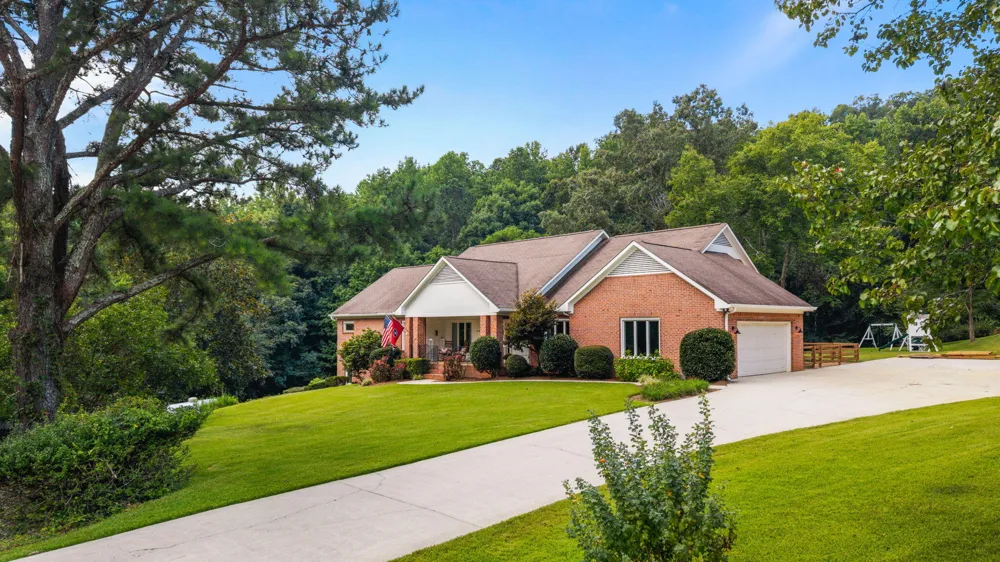 497 Cobblestone Creek Road NW Cleveland, TN 37312