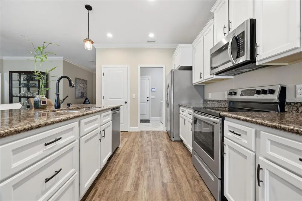 20104 NW 248TH STREET High Springs, FL 32643