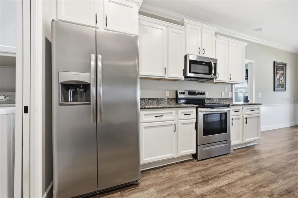 20104 NW 248TH STREET High Springs, FL 32643