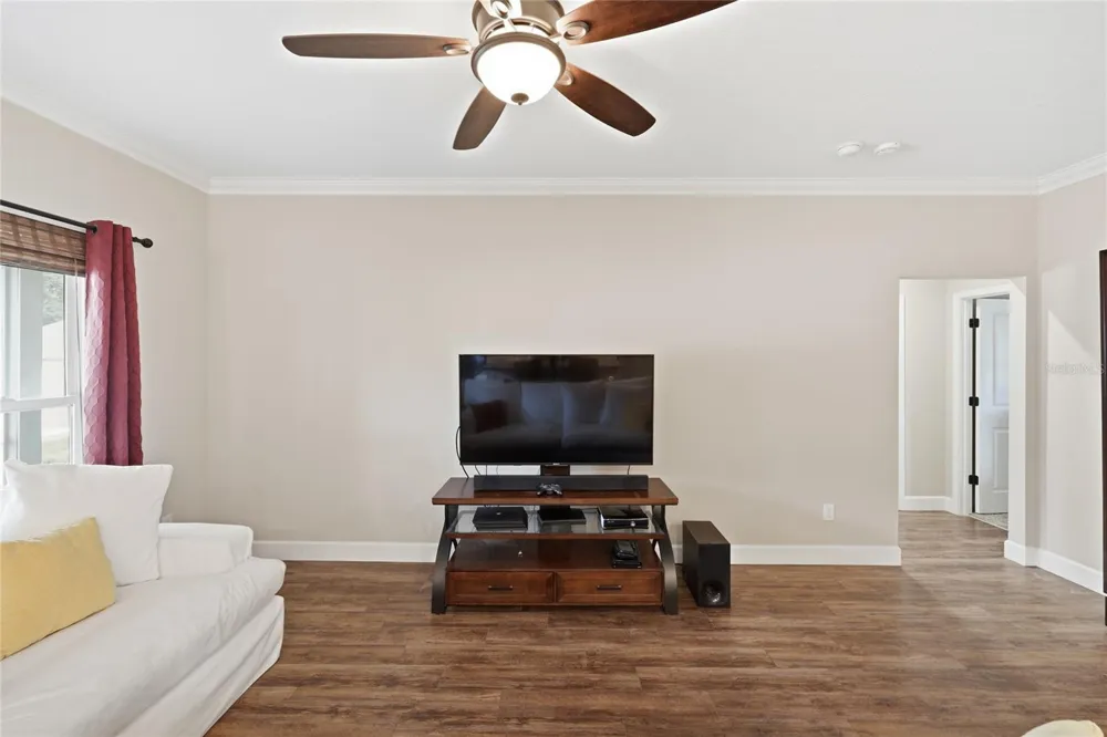 20104 NW 248TH STREET High Springs, FL 32643