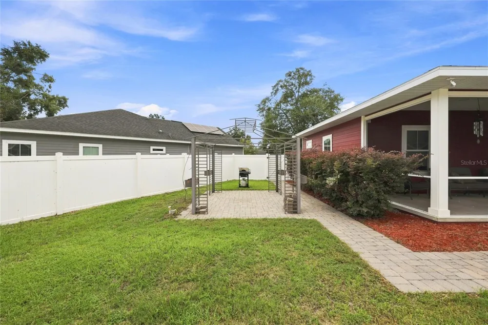 20104 NW 248TH STREET High Springs, FL 32643