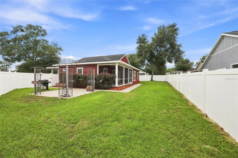 20104 NW 248TH STREET High Springs, FL 32643
