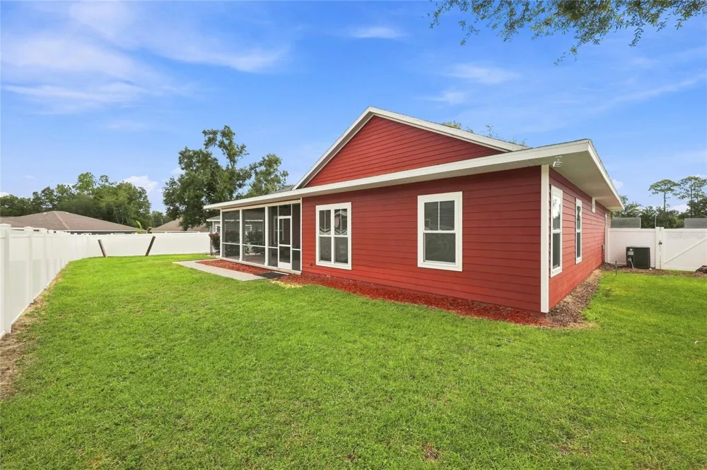 20104 NW 248TH STREET High Springs, FL 32643