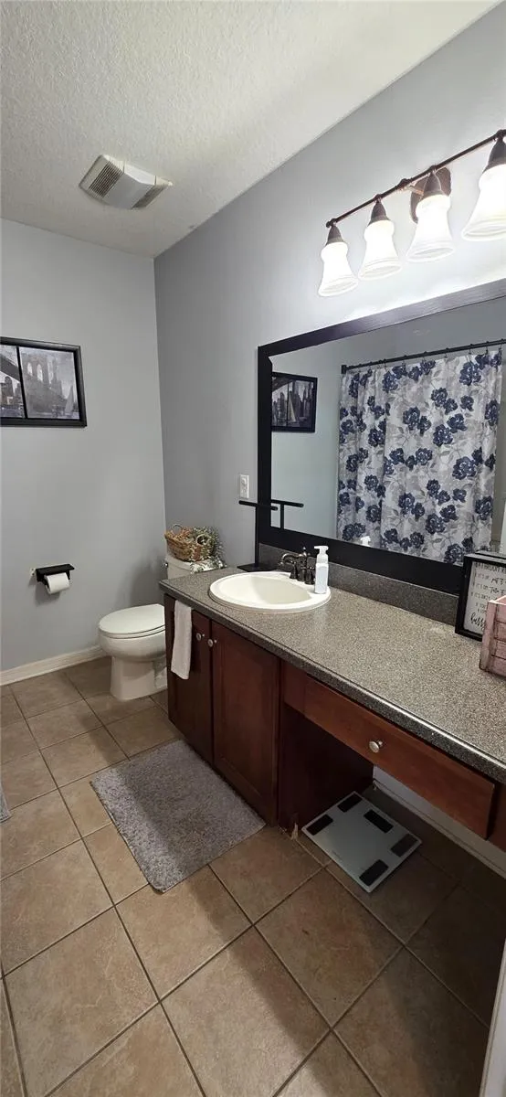 4555 LIMERICK DRIVE Tampa, FL 33610
