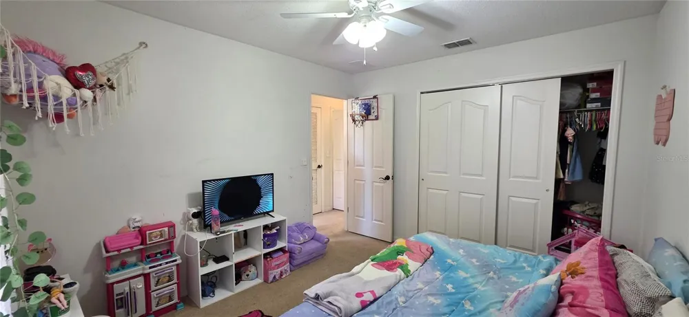 4555 LIMERICK DRIVE Tampa, FL 33610