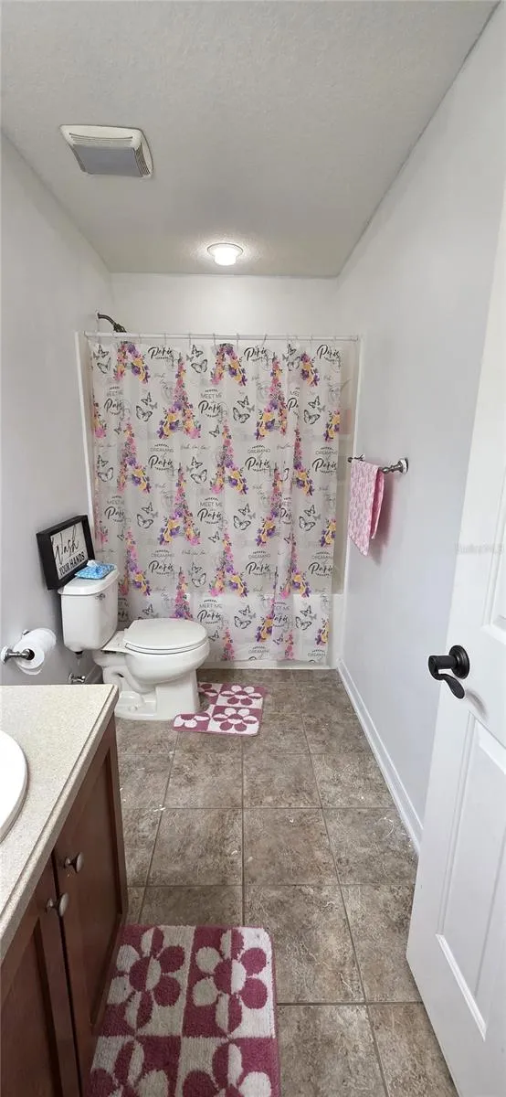 4555 LIMERICK DRIVE Tampa, FL 33610