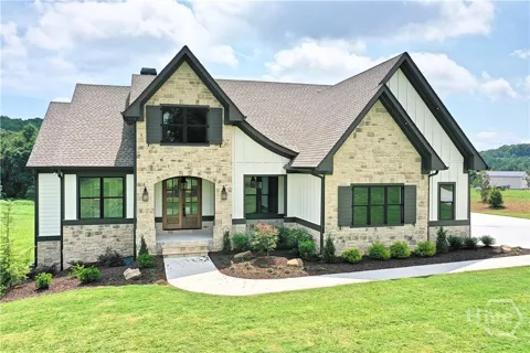 810 North Hampton Way