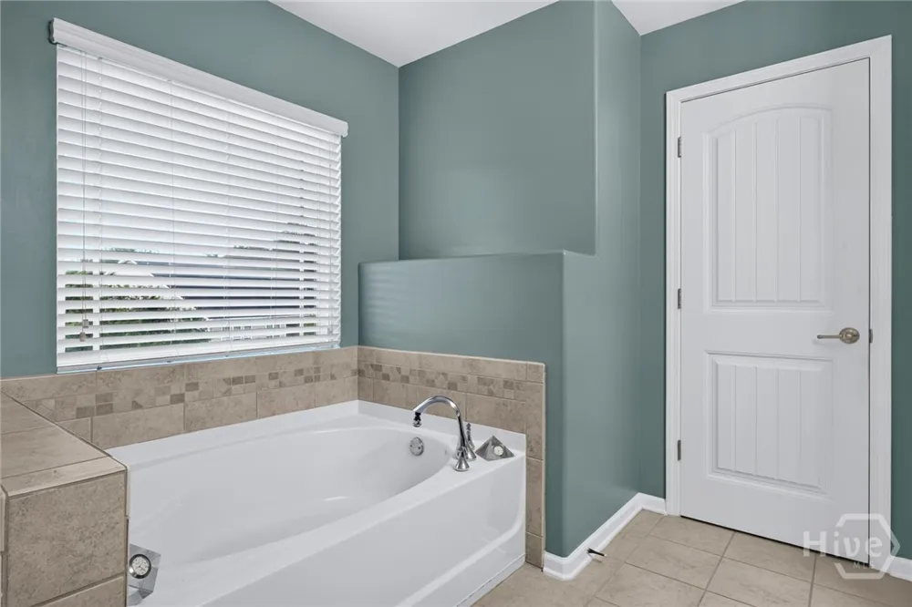 6 Castle Hill Road Savannah, GA 31419