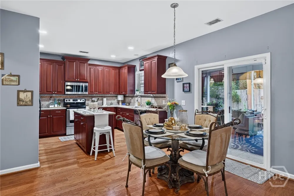6 Castle Hill Road Savannah, GA 31419