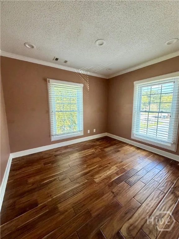 315 Commercial  D8 Drive #8 Savannah, GA 31406