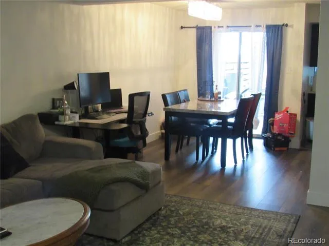 7018 E 1st Place Denver, CO 80220