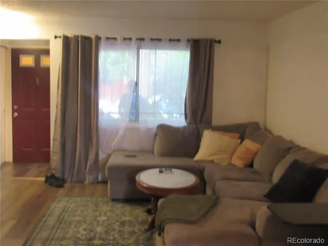 7018 E 1st Place Denver, CO 80220