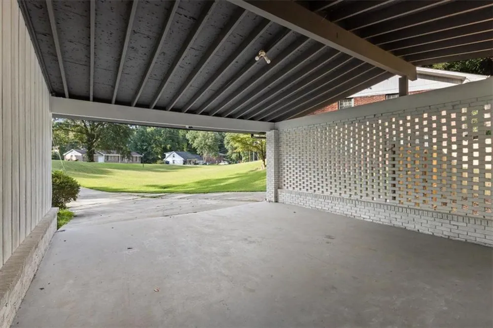 4720 Shoshonee Trail College Park, GA 30349