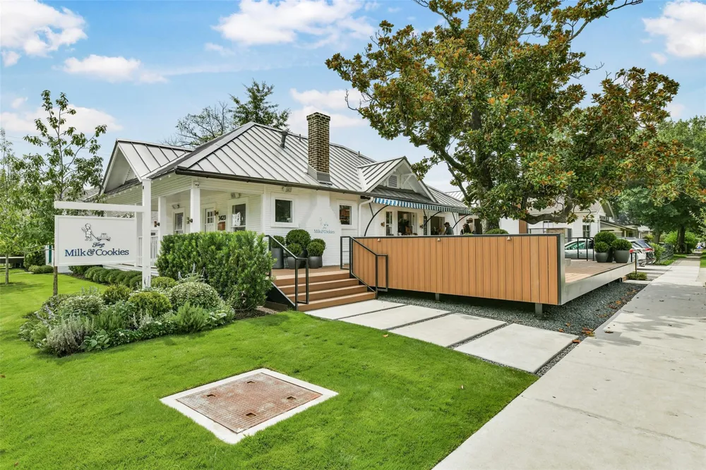 652 E 6th 1/2 Street Houston, TX 77007