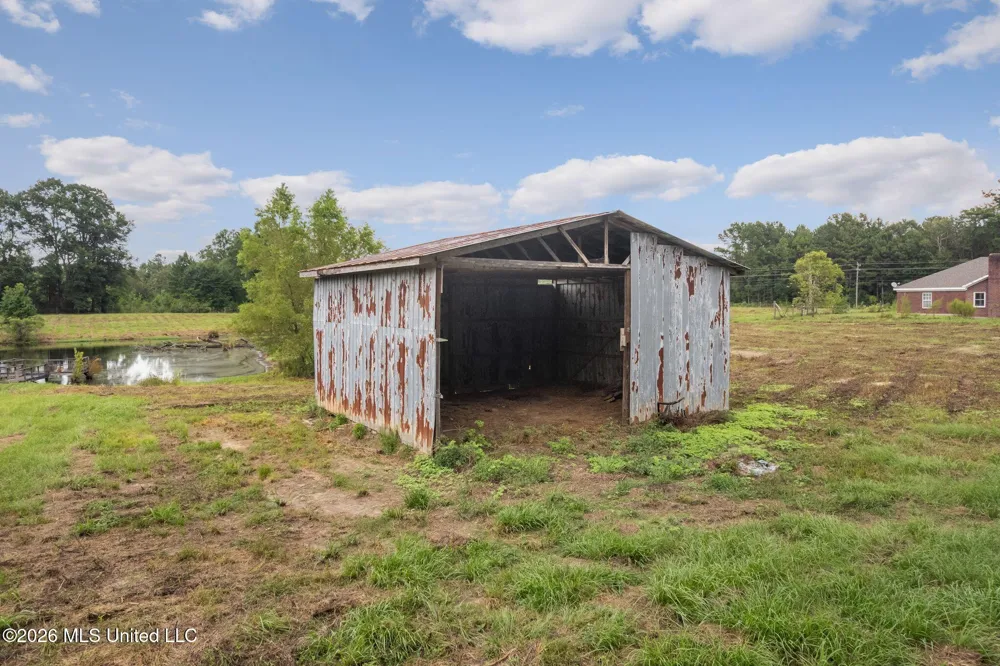 759 Lavelle Ladner Road Lumberton, MS 39455