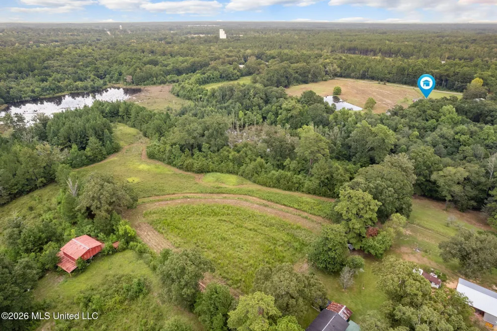 759 Lavelle Ladner Road Lumberton, MS 39455
