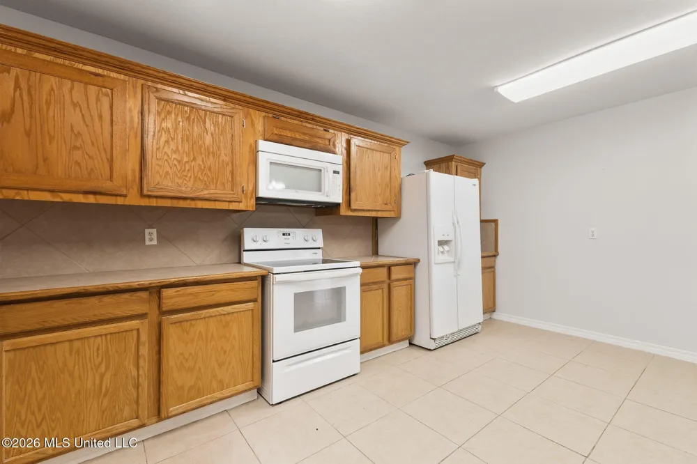 759 Lavelle Ladner Road Lumberton, MS 39455