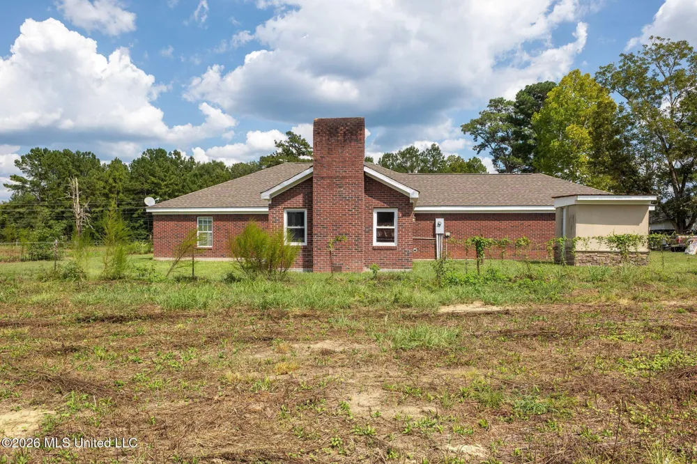 759 Lavelle Ladner Road Lumberton, MS 39455
