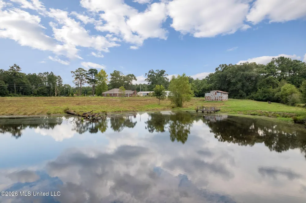 759 Lavelle Ladner Road Lumberton, MS 39455