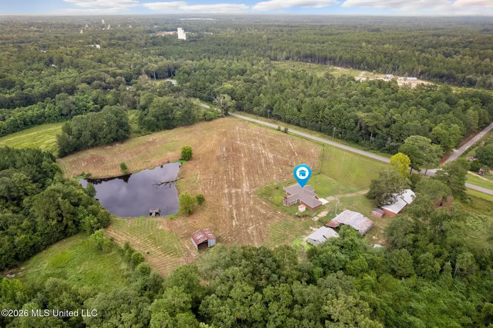 759 Lavelle Ladner Road Lumberton, MS 39455