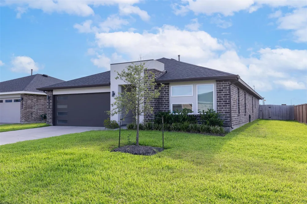 3702 Sparkman Lane Fulshear, TX 77494
