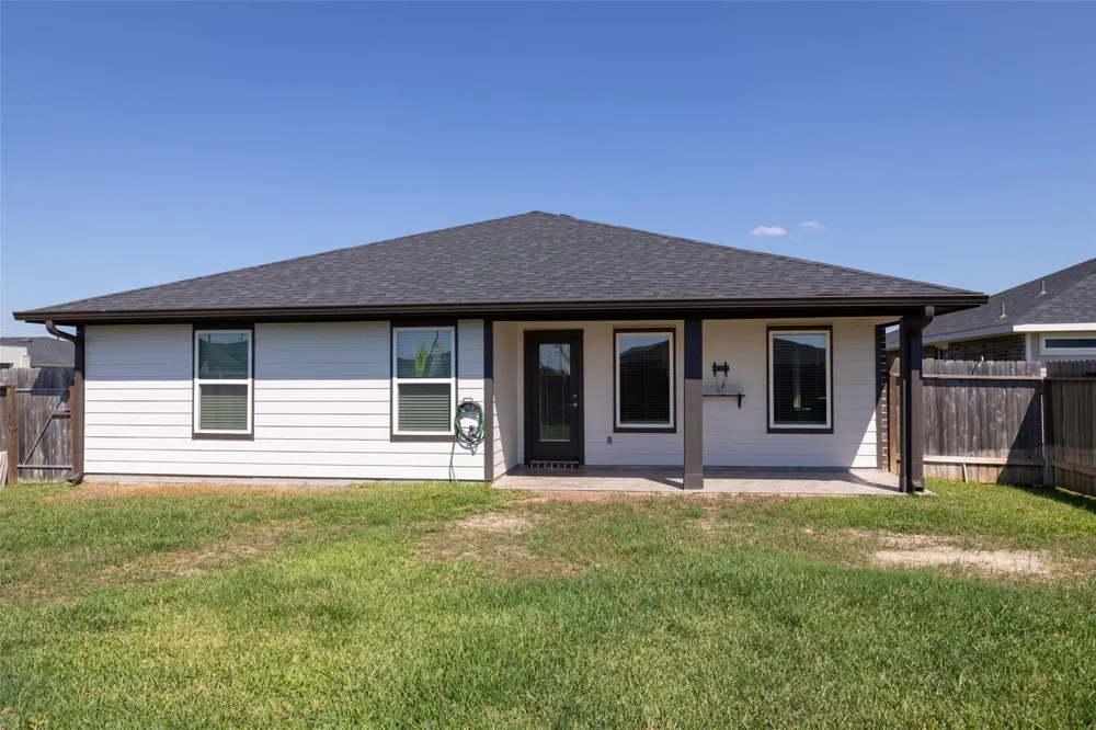 3702 Sparkman Lane Fulshear, TX 77494