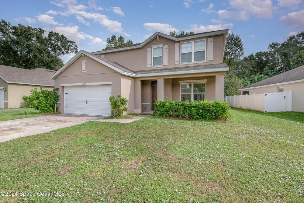 2675 Falcon Lane Mims, FL 32754