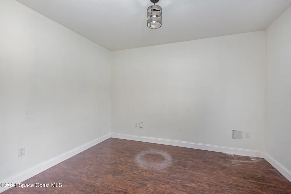 2675 Falcon Lane Mims, FL 32754