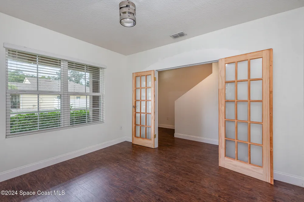 2675 Falcon Lane Mims, FL 32754