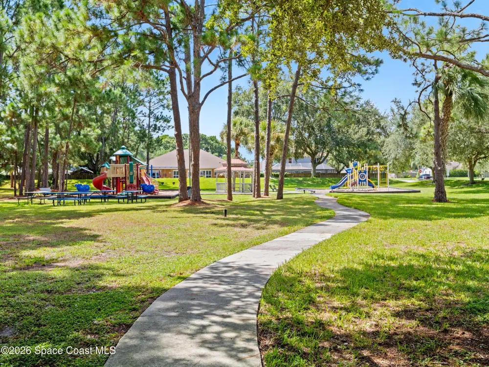 371 Brookcrest Circle Rockledge, FL 32955