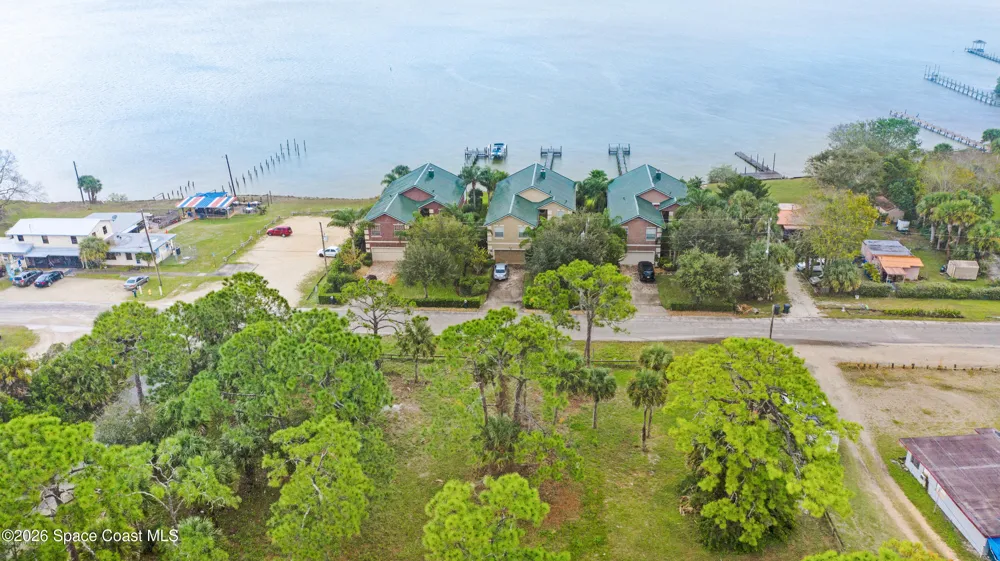 5416 Riveredge Drive Titusville, FL 32780