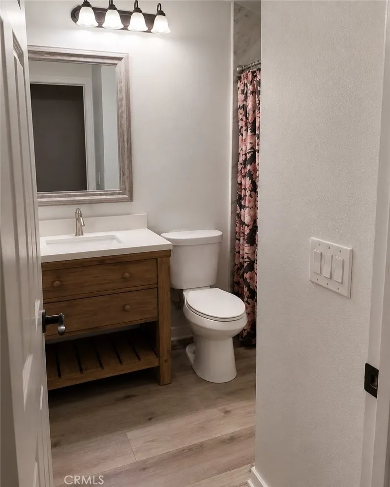 121 Chadron Ladera Ranch, CA 92694