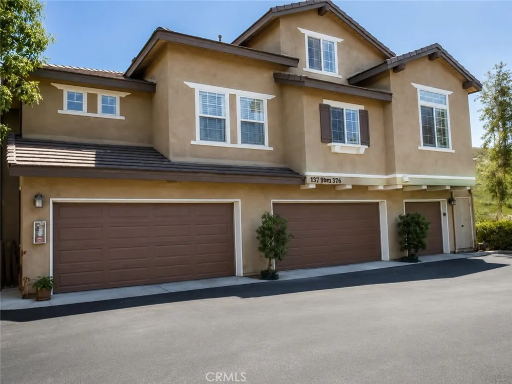 121 Chadron Ladera Ranch, CA 92694