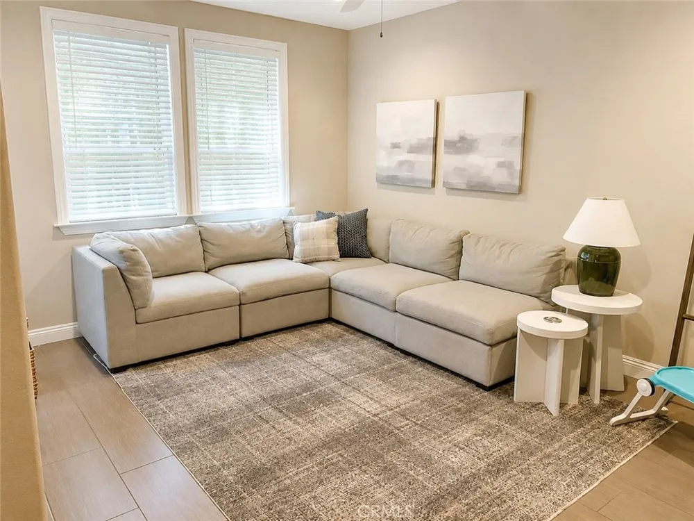 121 Chadron Ladera Ranch, CA 92694