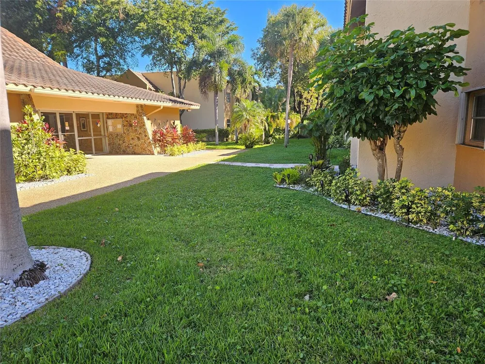 959 SE 2ND AVENUE #117 Deerfield Beach, FL 33441