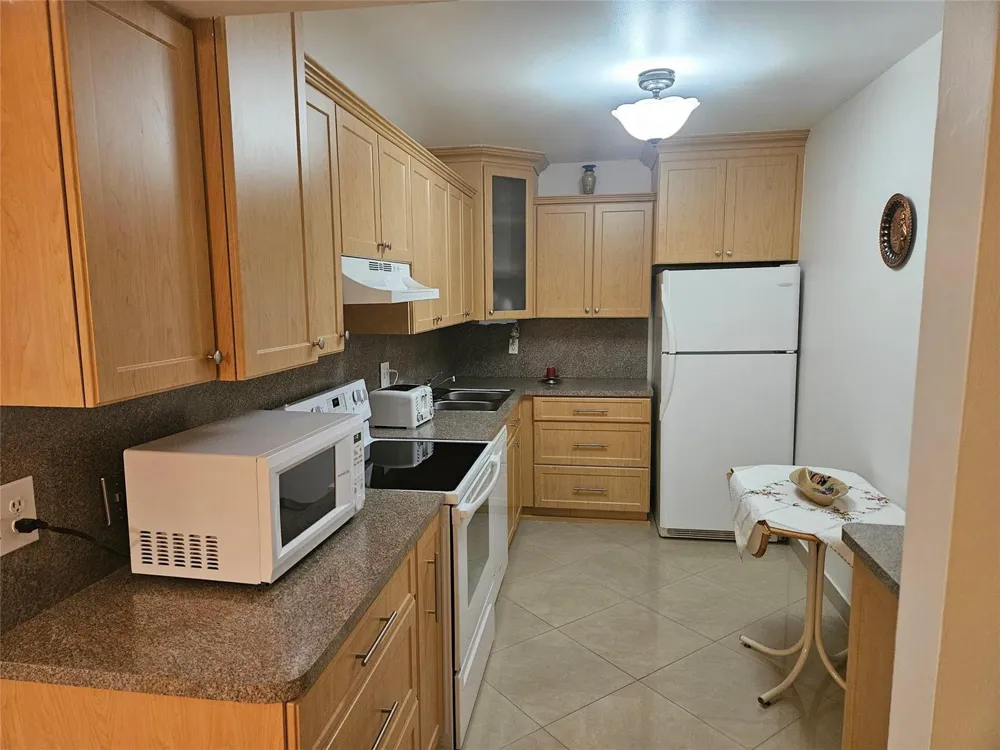 959 SE 2ND AVENUE #117 Deerfield Beach, FL 33441
