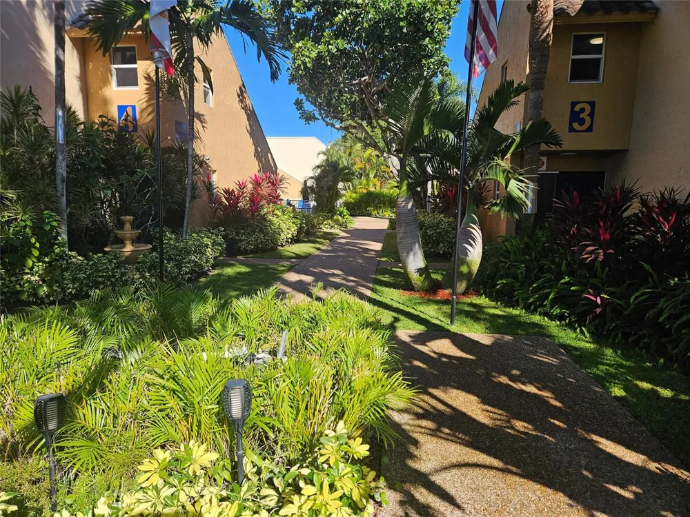959 SE 2ND AVENUE #117 Deerfield Beach, FL 33441