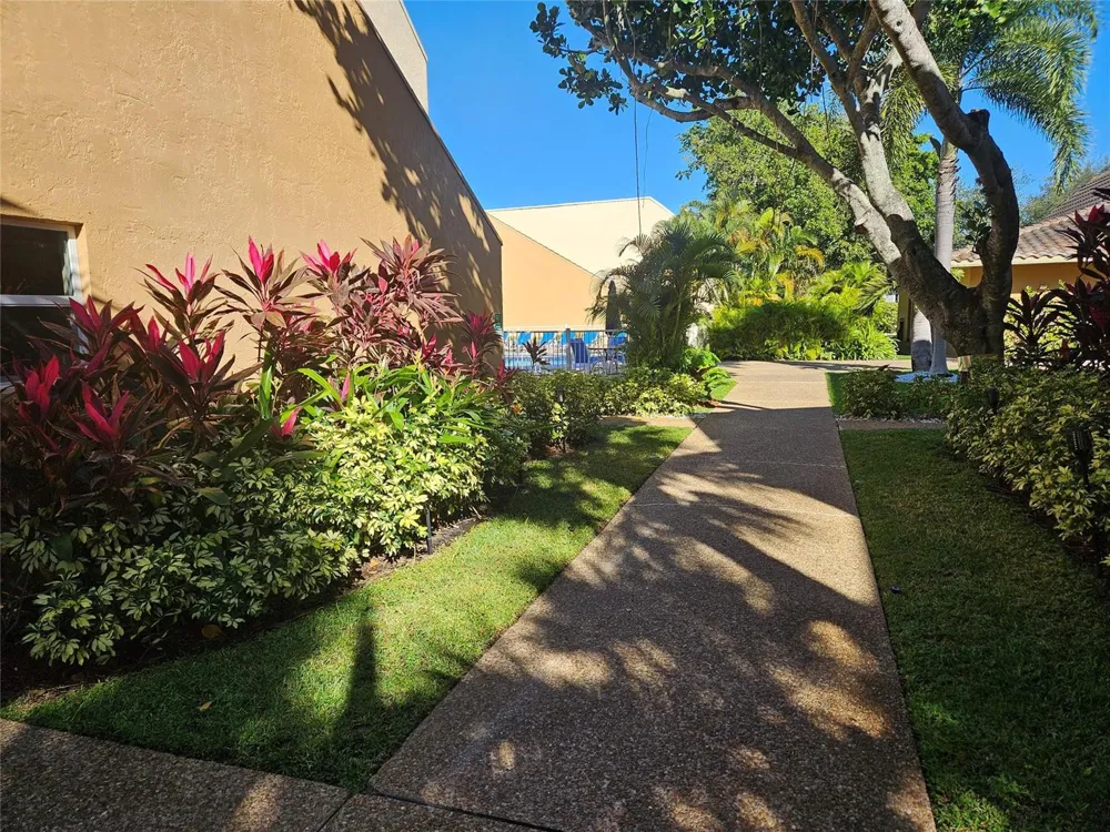 959 SE 2ND AVENUE #117 Deerfield Beach, FL 33441