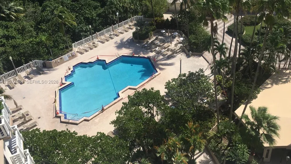 1111 CRANDON BL #B1003 Key Biscayne, FL 33149