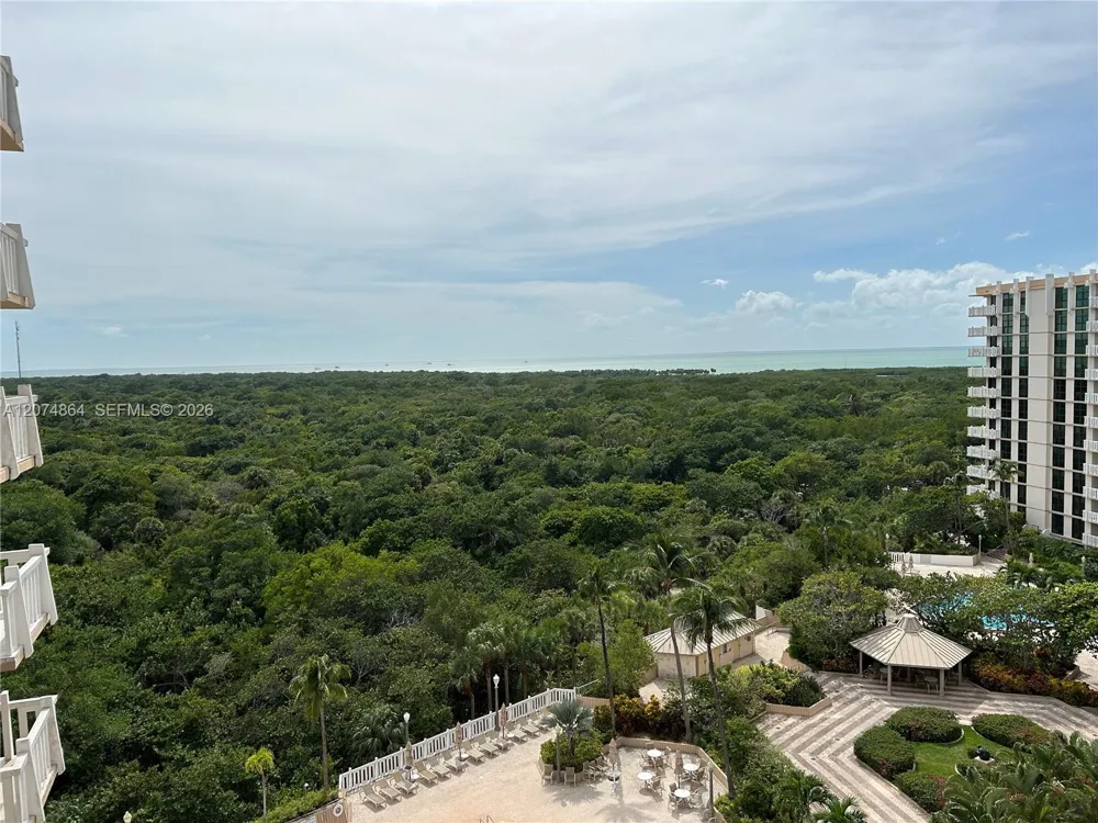 1111 CRANDON BL #B1003 Key Biscayne, FL 33149