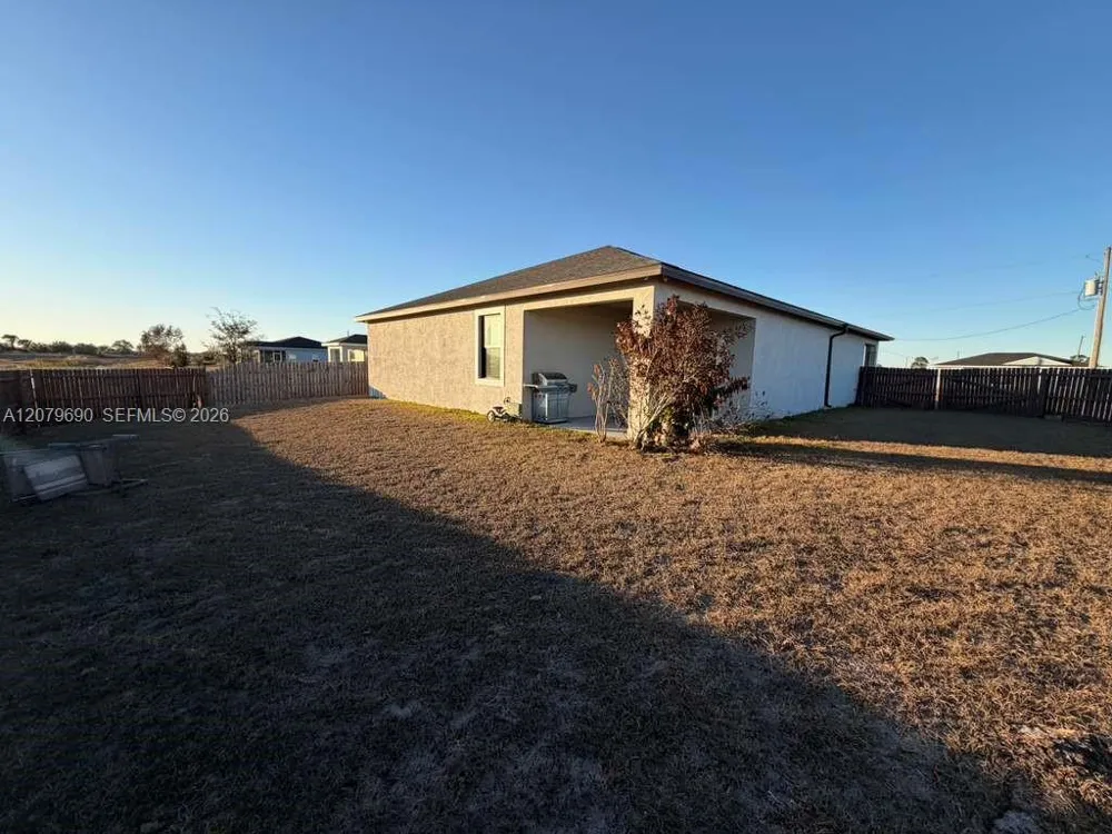 9026 W Mac Ct #08 La Belle, FL 33935